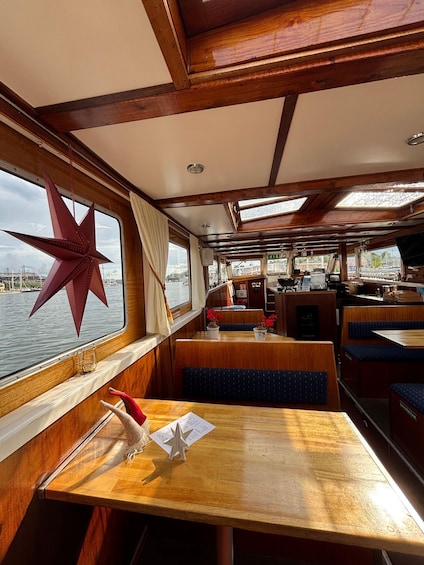 Picture 3 for Activity Stockholm: Live Guided City Sightseeing Open Boat Tour 3