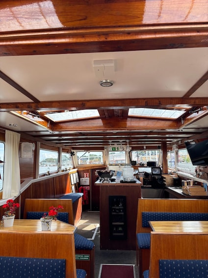 Picture 4 for Activity Stockholm: Live Guided City Sightseeing Open Boat Tour 4