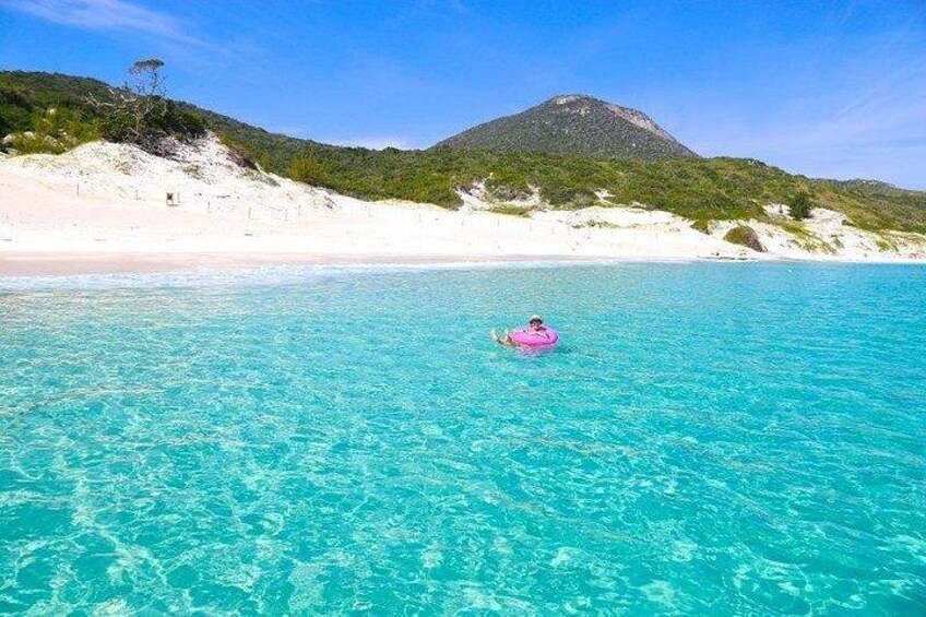 Boat Tour in Arraial do Cabo with Lunch 3