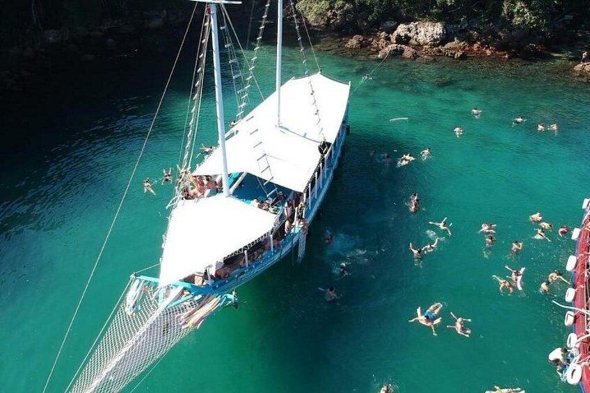 Angra dos Reis Boat Tour with Lunch 5