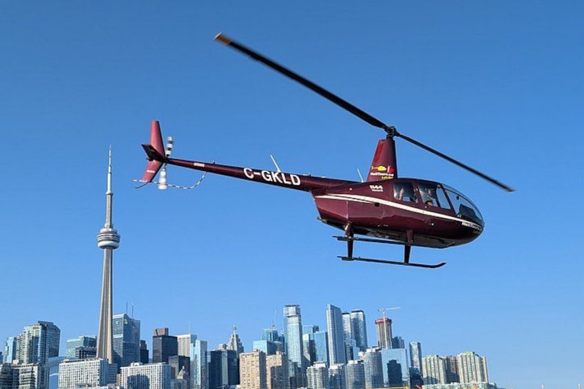 20 km Helicopter Tour over Toronto 5