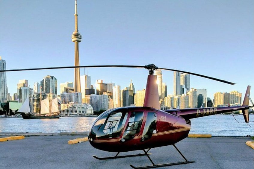 20 km Helicopter Tour over Toronto 1