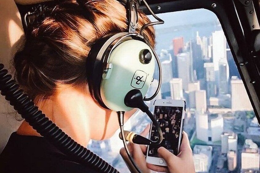 20 km Helicopter Tour over Toronto 4