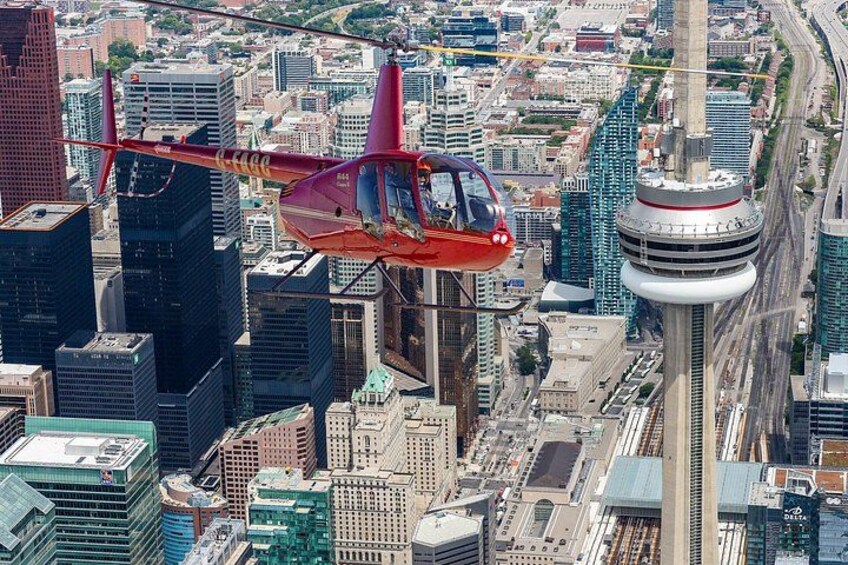 Helicopter tour over Toronto 3