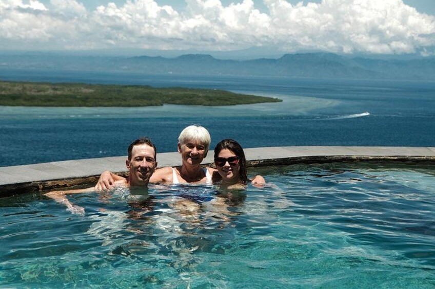 Infinity Pool at the restaurant 4