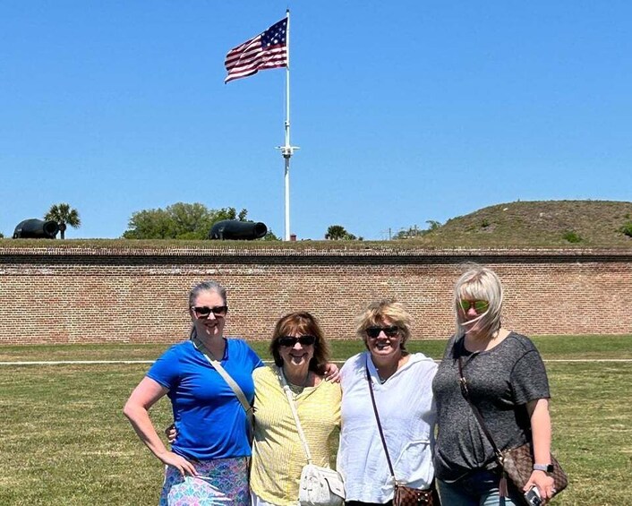 Picture 1 for Activity Get Out of Town! Lighthouses, Beaches and Forts Tour 4