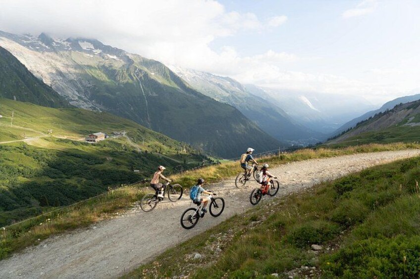 Viewpoints of the Chamonix glaciers: ebike tour (inter) 4
