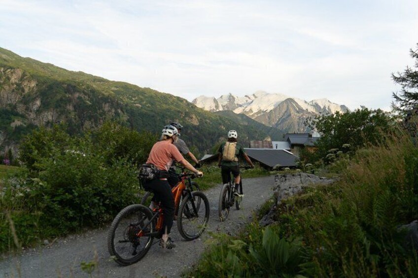 Viewpoints of the Chamonix glaciers: ebike tour 4