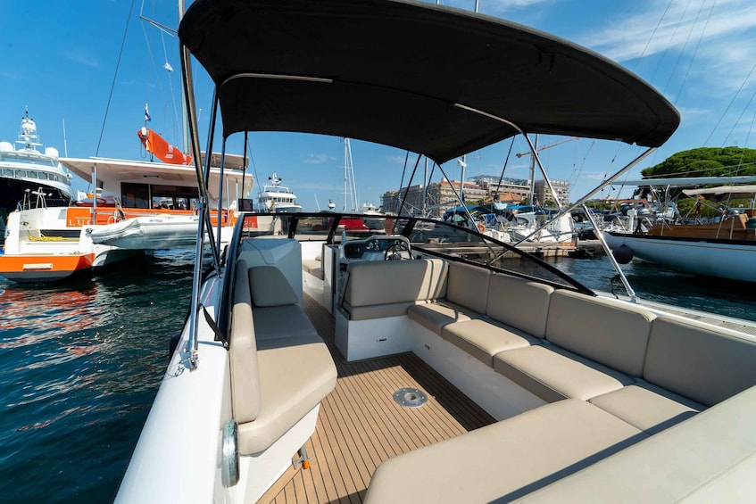 Picture 13 for Activity Zadar: Guided Speedboat Tour with Food, Oil & Wine Tasting 3