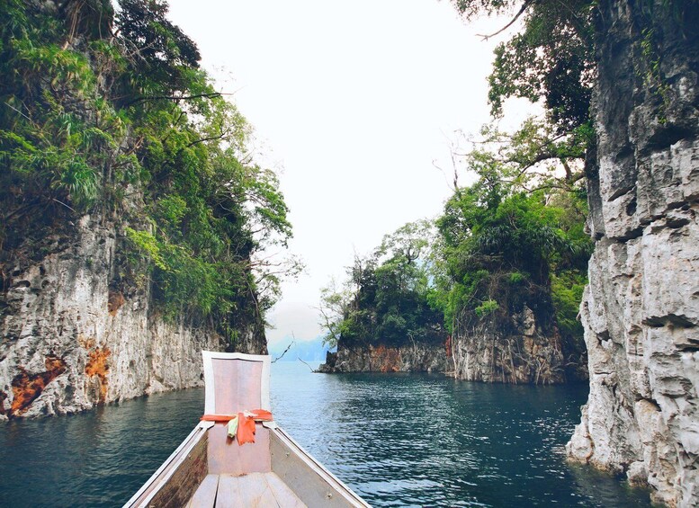 Picture 15 for Activity From Khao Lak/Khao Sok: Cheow Lan Lake and Emerald Pool Tour 3