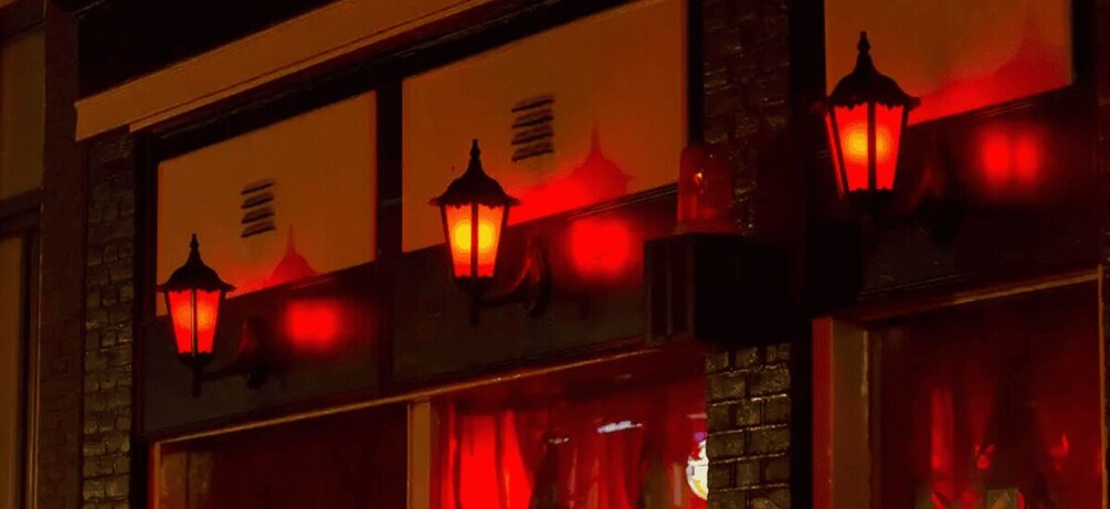Picture 1 for Activity Galveston: Ghost-Themed Walking Tour 2