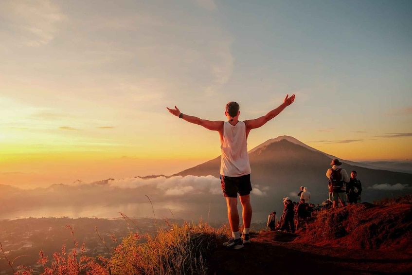 Bali: Mount Batur Sunrise Trek With Guide and Breakfast 1