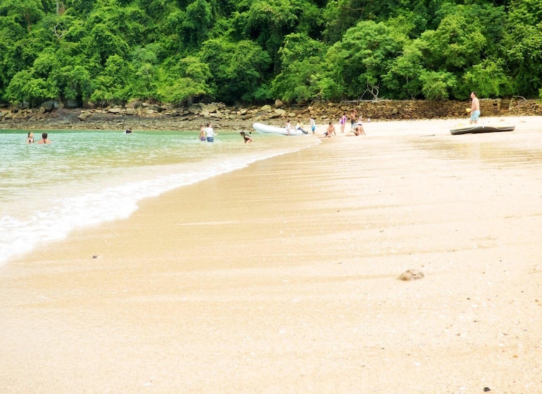 Picture 13 for Activity Panama City: All-Inclusive Catamaran Cruise to Taboga Island 2