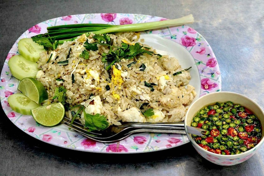 Picture 42 for Activity Bangkok:Michelin Guide Street Food Tour by Tuk Tuk with food 2