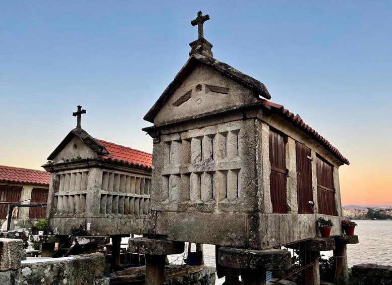 Picture 12 for Activity From Santiago: Rías Baixas Tour +mussel cruise and cellar 4