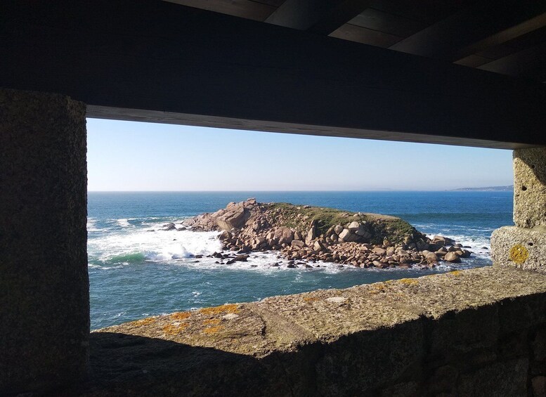 Picture 7 for Activity From Santiago: Rías Baixas Tour +mussel cruise and cellar 5