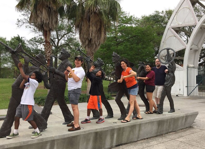 Picture 2 for Activity New Orleans: Guided Sightseeing Bike Tour