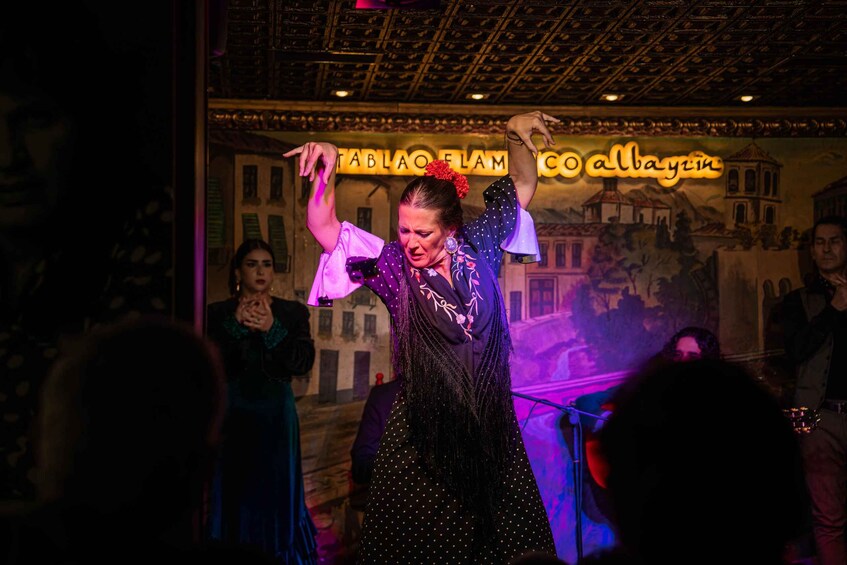 Picture 1 for Activity Granada: Traditional Flamenco show at Tablao Albayzín 2