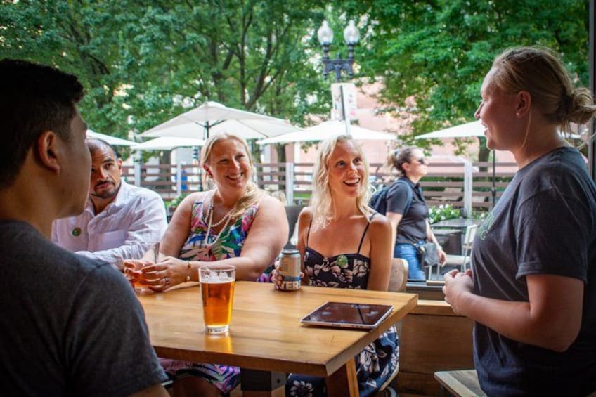 Philadelphia Old City History Pub Crawl Small-Group Tour 1