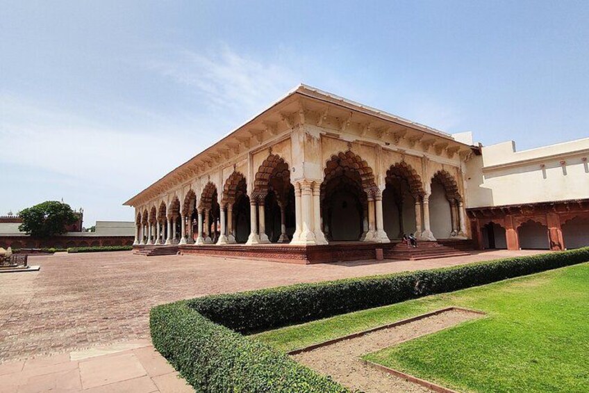 Taj Mahal Private Day Tour from Delhi by Express Train with Lunch 3