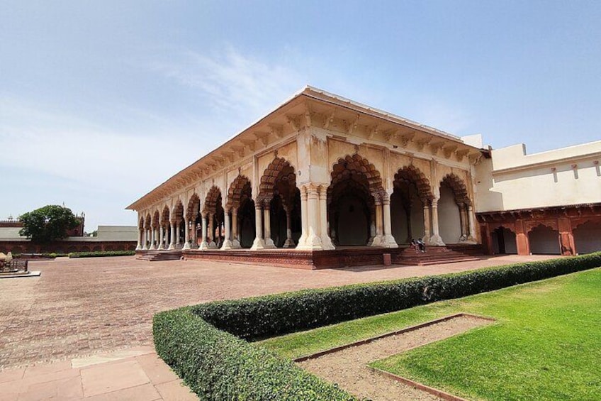 Taj Mahal Private Day Tour from Delhi by Express Train with Lunch 3