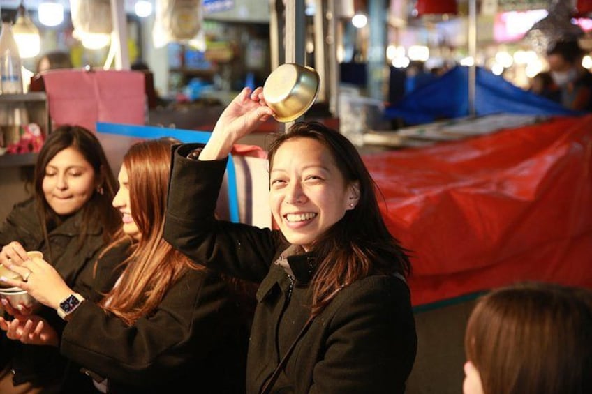 Seoul Night Palace & Market Food Tour with Vehicle 2