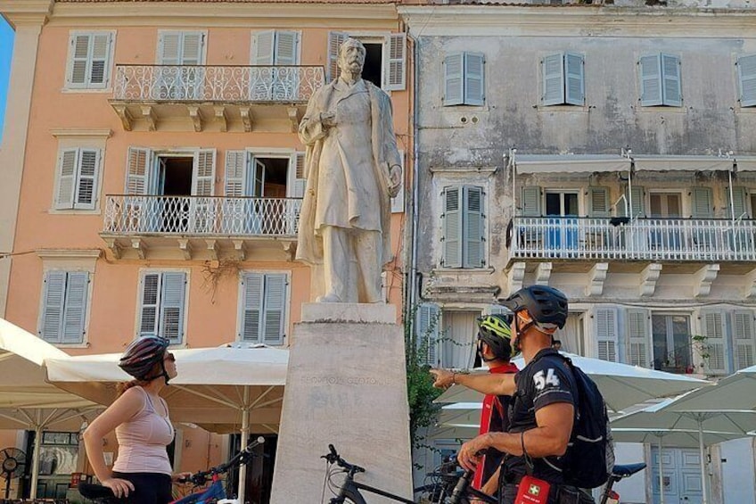 Corfu Old Town Cycle Tour-History,Flavours & Narrow Alleys! 4