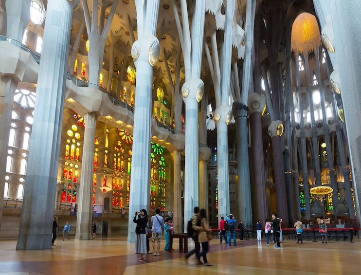 Guided Sagrada Família Tour with Passion Tower Access