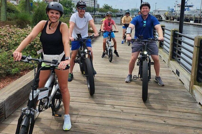 2.5-Hour Tour de Wilmington E-Bike Tour/Sightseeing/History 5
