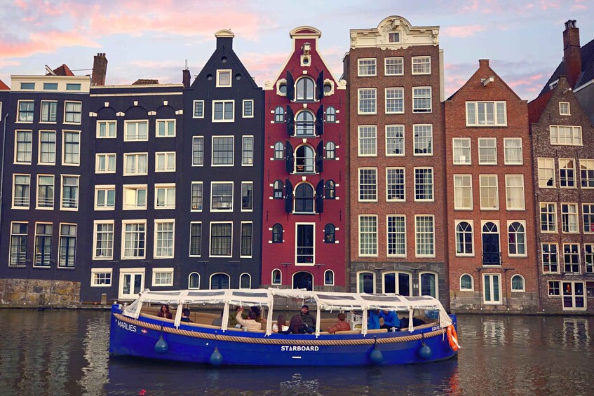 Picture 2 for Activity Amsterdam: Cheese Tasting Canal Cruise with Unlimited Drinks 2