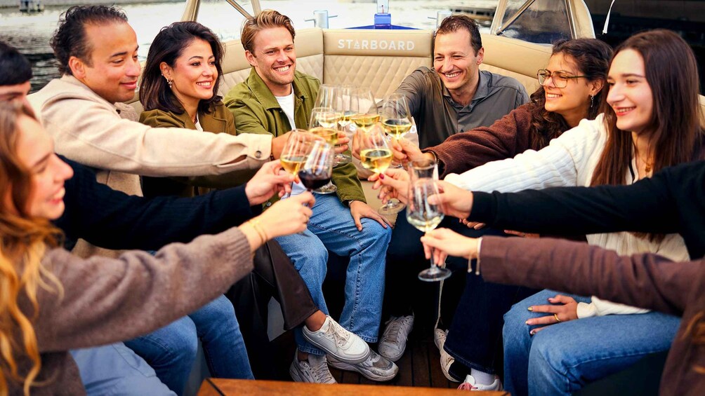 Picture 1 for Activity Amsterdam: Canal Booze Cruise with Unlimited Drinks Option 2