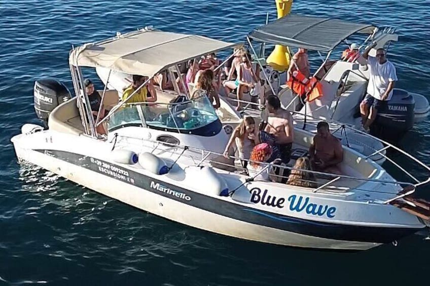 Polignano a Mare: Boat Tour of the Caves - Small Group 2