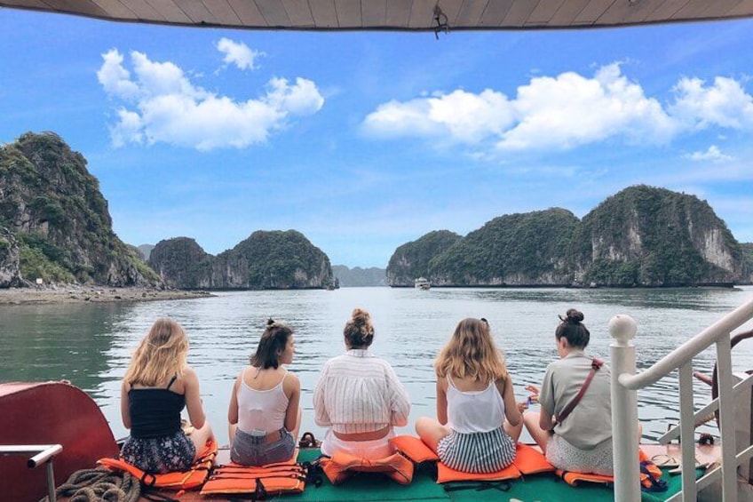 Lan Ha - Ha Long Bay - Dau Be island 2D/1N from Cat Ba in less touristy areas. 3