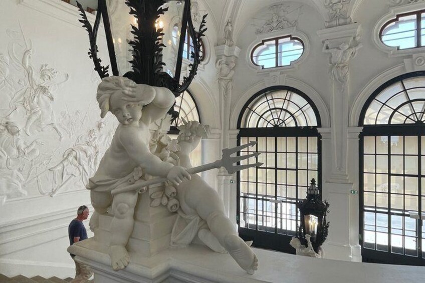 Klimt and Belvedere Palace Tour 3