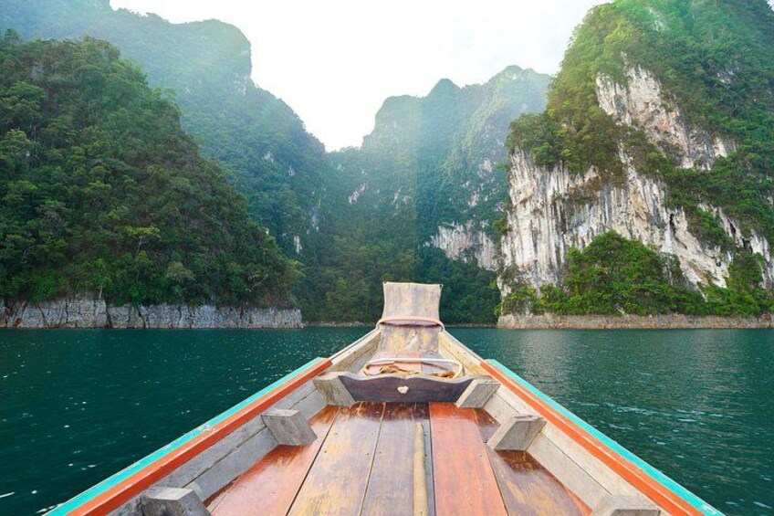 Chiew Lan Lake by boat. Comfortable, safe, with roof 4
