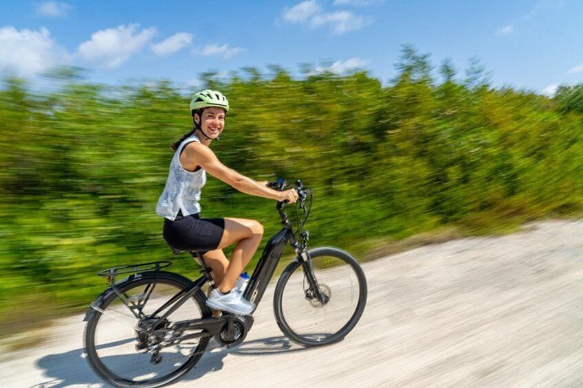 Small Group E-Bike Grand Cayman Ecological Half-Day Tour 2