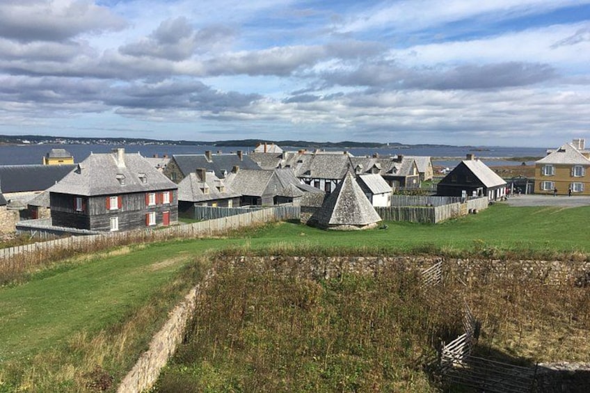 Black Wood Tours: Fortress of Louisbourg Tour 3