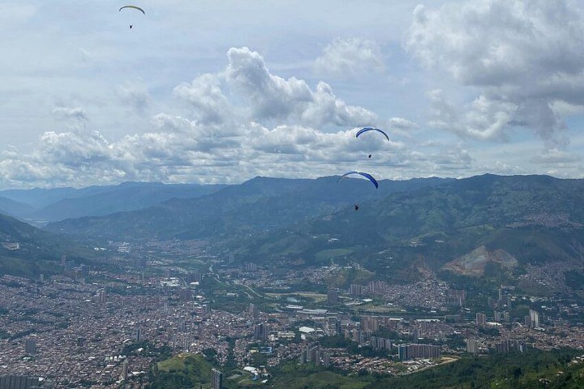 Parapente Zona De Vuelo En Medellín 3