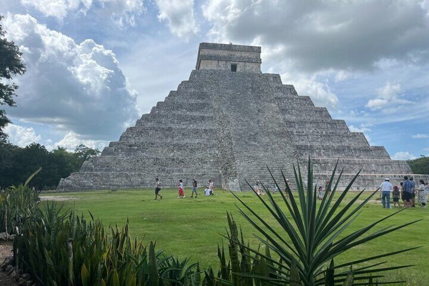 Chichen Itza, one of the New 7 Wonders of The World