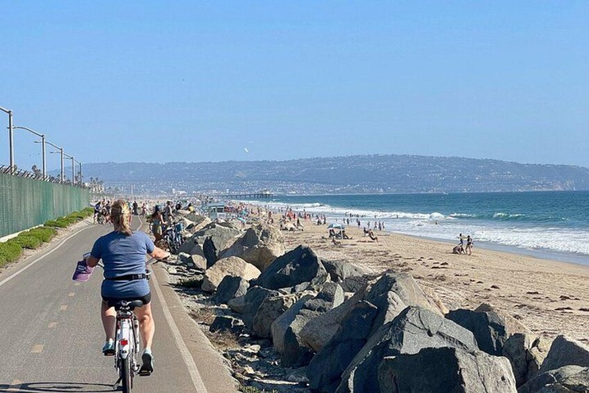 Have fun on the beach bike path 5