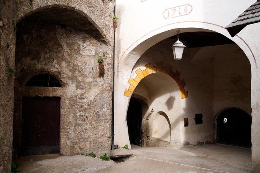 Skip-the-line Hohensalzburg Fortress Private Tour and Ticket 3