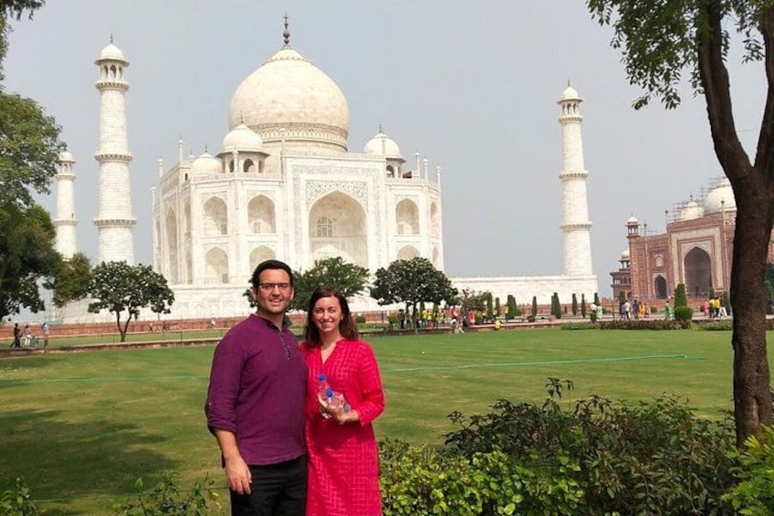 Same Day Taj Mahal Tour from Mumbai by Flight 2