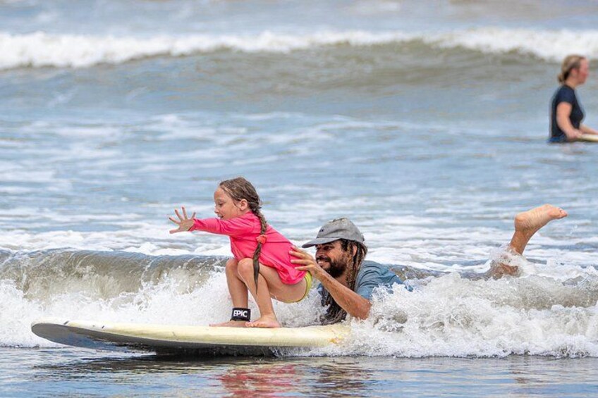 Surf Lesson + Beach day in Jaco Beach! 2