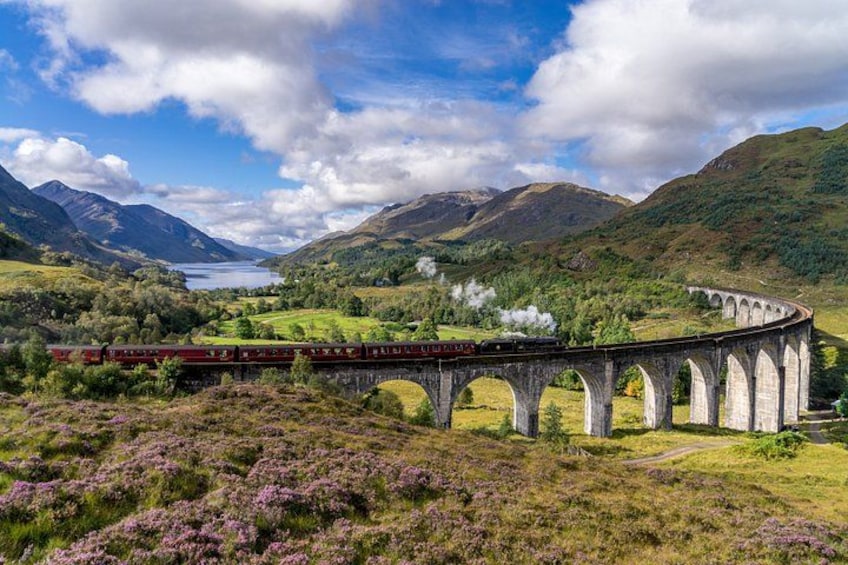Edinburgh: Glenfinnan Viaduct, Glencoe & Fort William Guided Tour 2