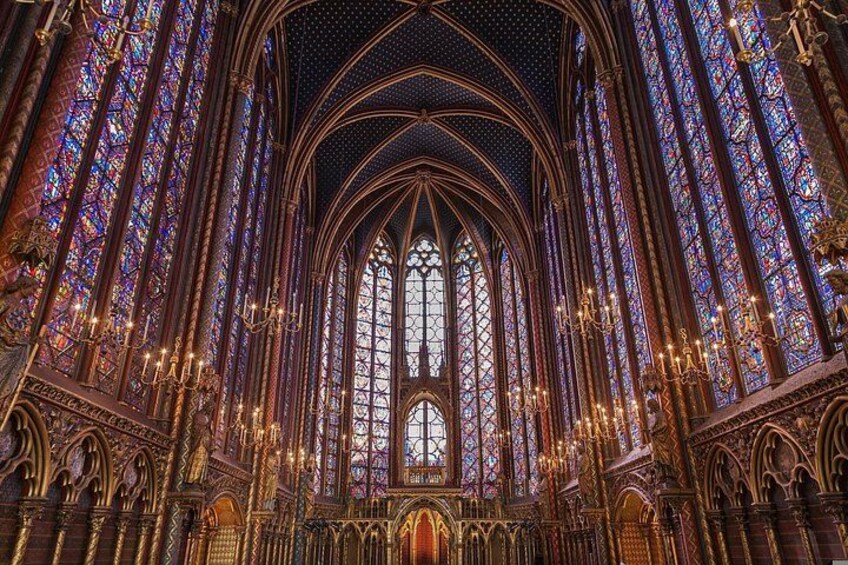 Saint Chapelle Paris interior 2