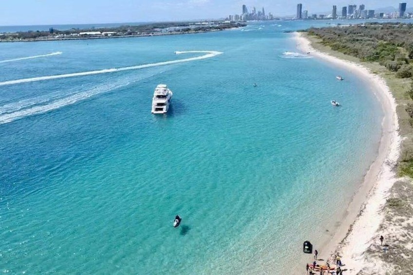 Gold Coast: Wavebreak Island Kayak, Snorkel & Fish Feeding 3