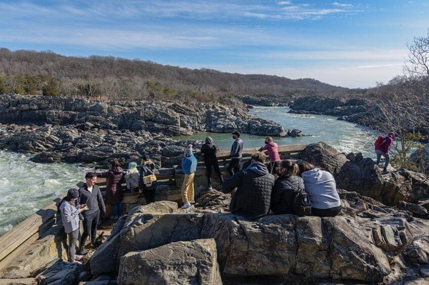 Self-guided Waterfall Hiking Tour in Great Falls National Park 4