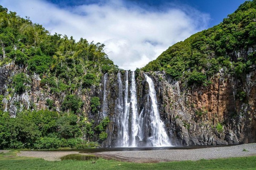 Full Day Tour of Reunion Island with Breakfast 1