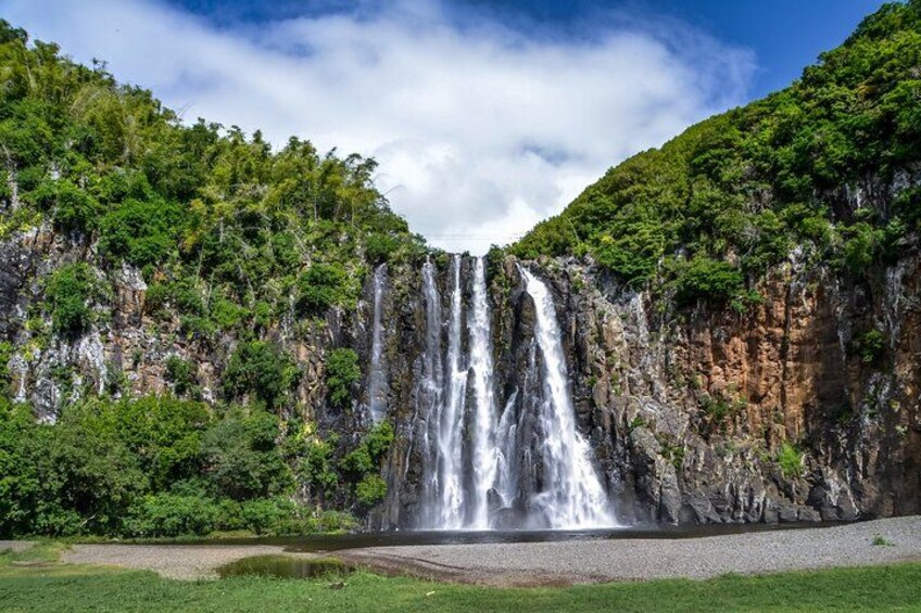 Full Day Tour of Reunion Island with Breakfast 1