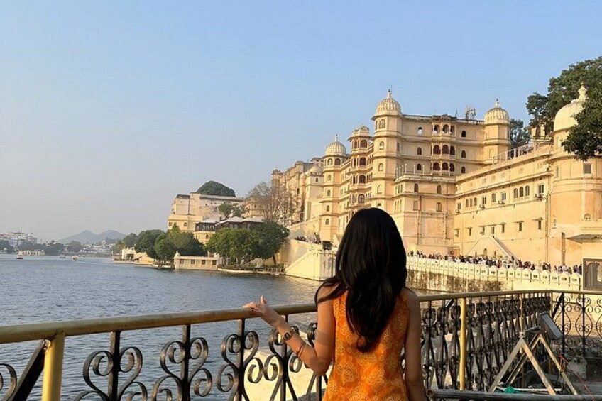 Full-Day Private Udaipur Sightseeing Tour with optional Guide 4